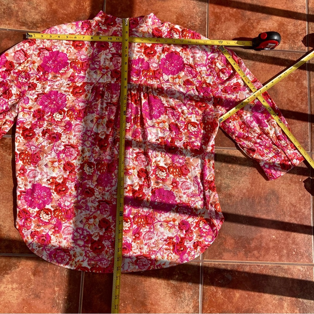 Tru Luxe Jeans Floral Embroidered Button-Down Blouse Size XL NWT - Picture 15 of 16